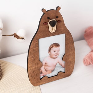 Personlig fotoram för bebisar Barnfotoram Barnrumsdekor Babyshowerpresent 4x6 träram Anpassat familjefoto Nyföddpresent bild 6