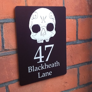 Skull house sign personalised aluminium house number address sign custom house plaque wall art
