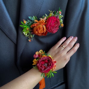 Rust Orange & Burgundy Wedding Floral Set - Boutonniere, Corsage, Hair Comb - Autumn Bridal Flowers - Fall Wedding Accessories