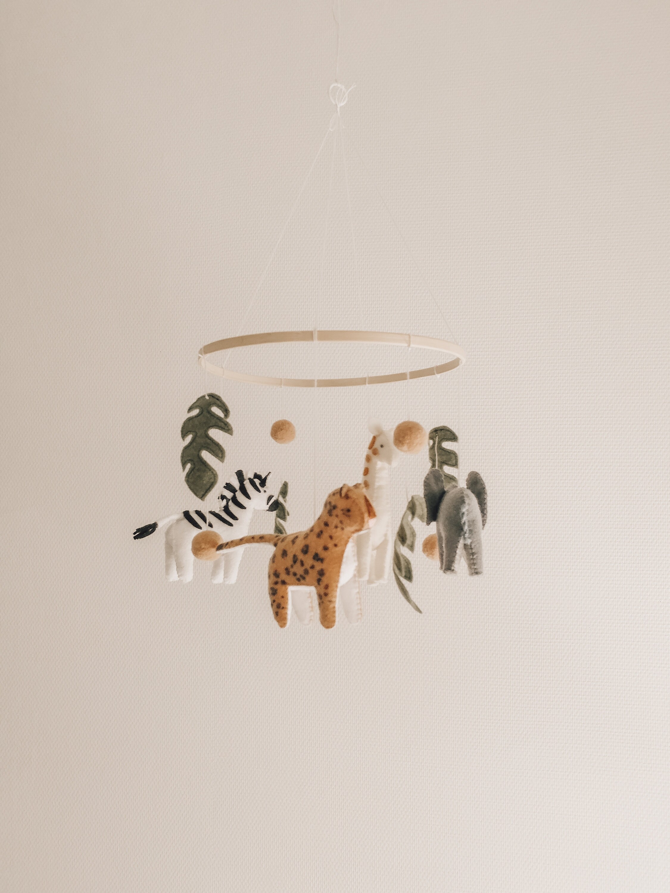 Mobile Safari. Animaux de La Savane. Made in France.