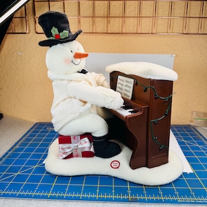 Hallmark Piano Snowman - Etsy