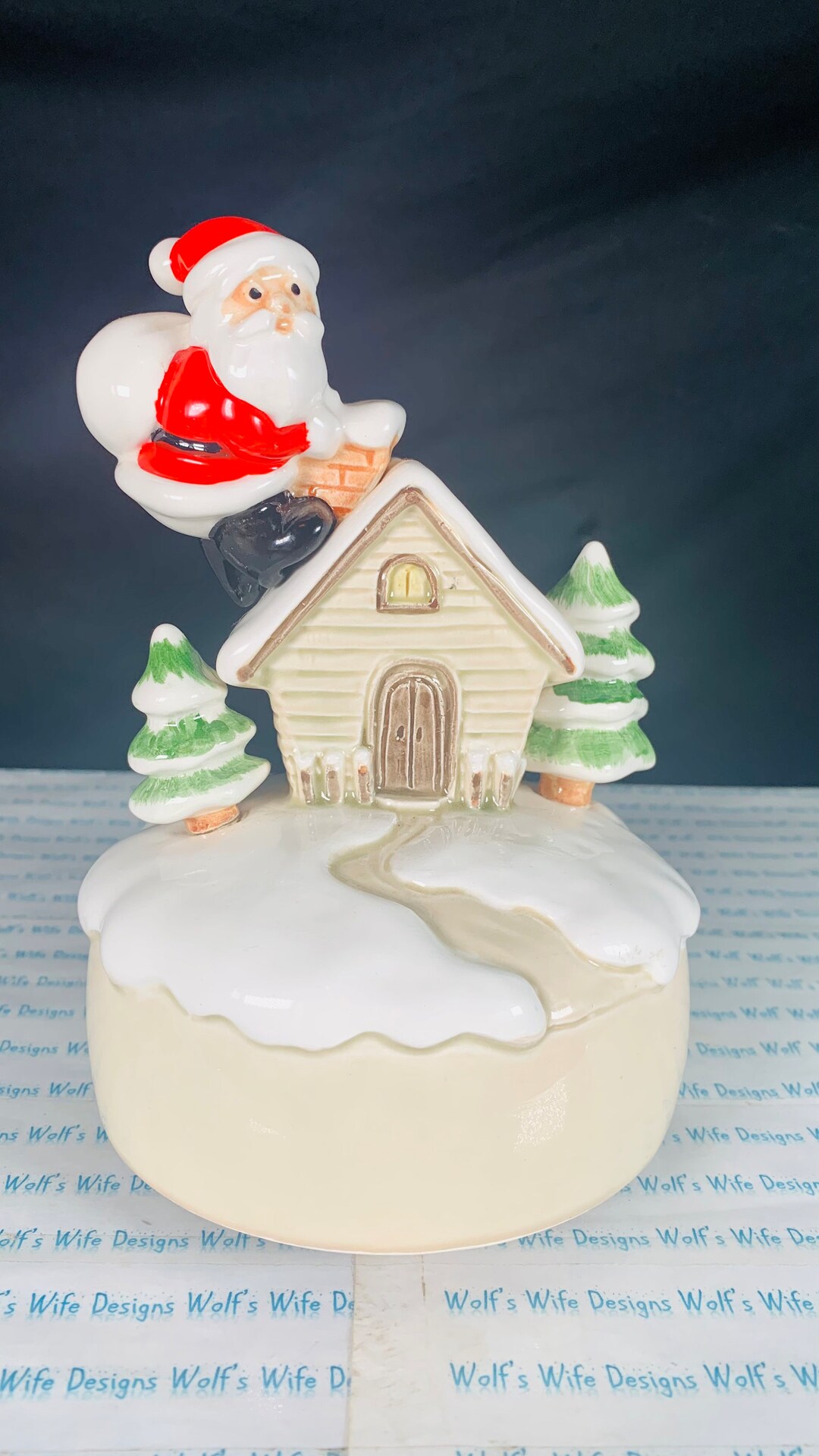1979 Otagiri Musical Santa Christmas Music Box Porcelain Wooden and