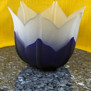 Partylite candle holder frosted and blue glass flower shaped candle holder