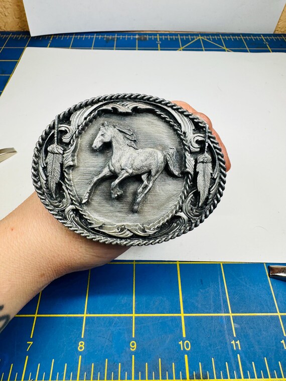 Siskiyou horse pewter belt buckle