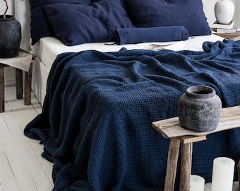 Waffle Blanket in Midnight Blue. Waffle Throw Blanket in Navy Blue. Extra Soft & Puffy Linen Waffle Bed Cover. Navy Blue Waffle Coverlet.