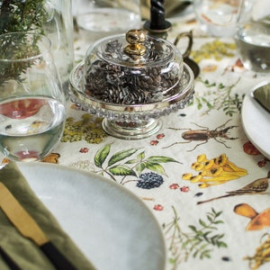 Linen Tablecloth with Mushrooms. Cozy Linen Tablecloth for Round and Rectangle Tables. Unique Vintage Insect Mushroom print. Farmhouse Decor