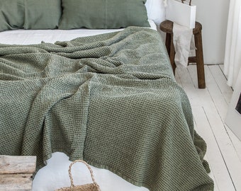 Couverture gaufrée vert botanique. Jeté gaufré extra doux. Couvre-lit gaufré en lin et coton. Couvre-lit gaufré rustique marron foncé