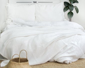 Linen Bedding Set in Milky White. 3 Piece set: Duvet cover & 2 Pillowcases. King, Queen, Full, Double, Twin sizes. White linen bedding