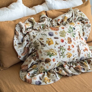 Mushroom Linen Sham with Ruffles, French Frilled Insects Pillowcase, Vintage Forest Pillowcase with Ruffles, Botanical Shabby Chic Decor