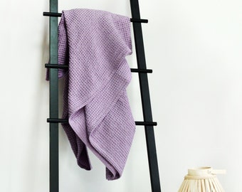 LAVENDER LINEN TOWEL. Soft Linen Bath & Hand Towel Set in Waffle Pattern. Jumbo size Linen Beach Towel. Purple Lavender Cotton-Linen towels.