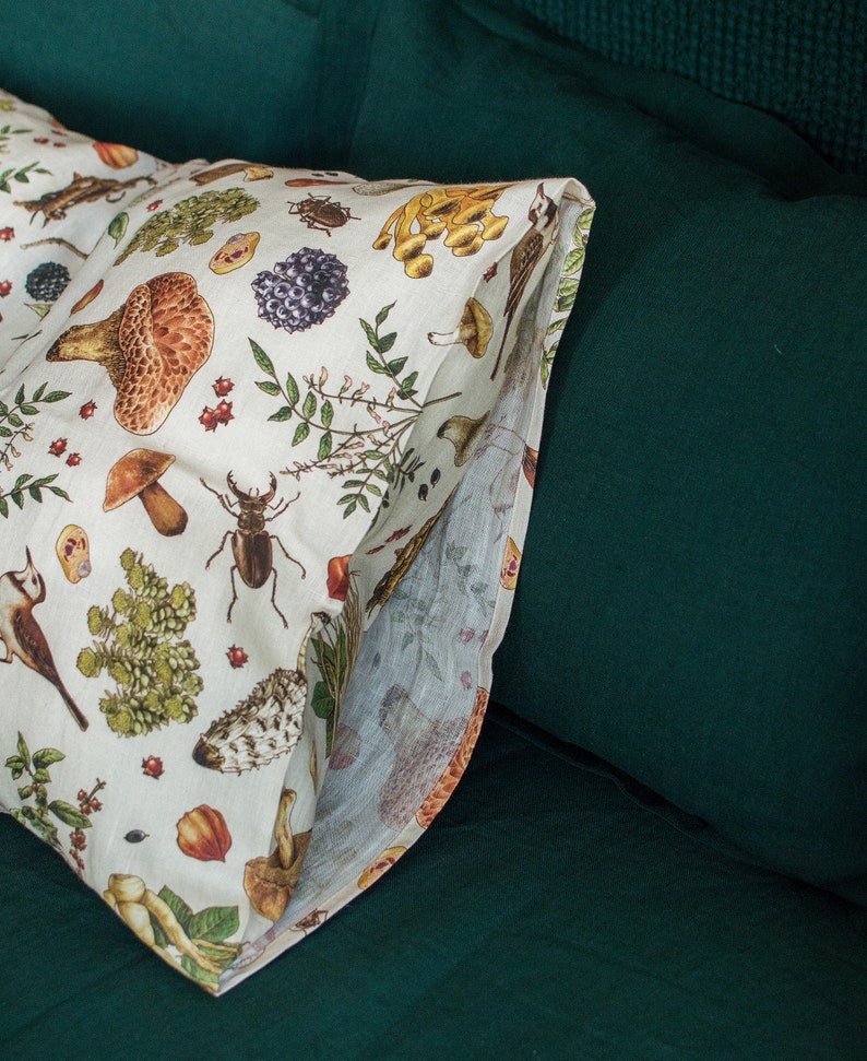 mushroom pillow sham with envelope closure