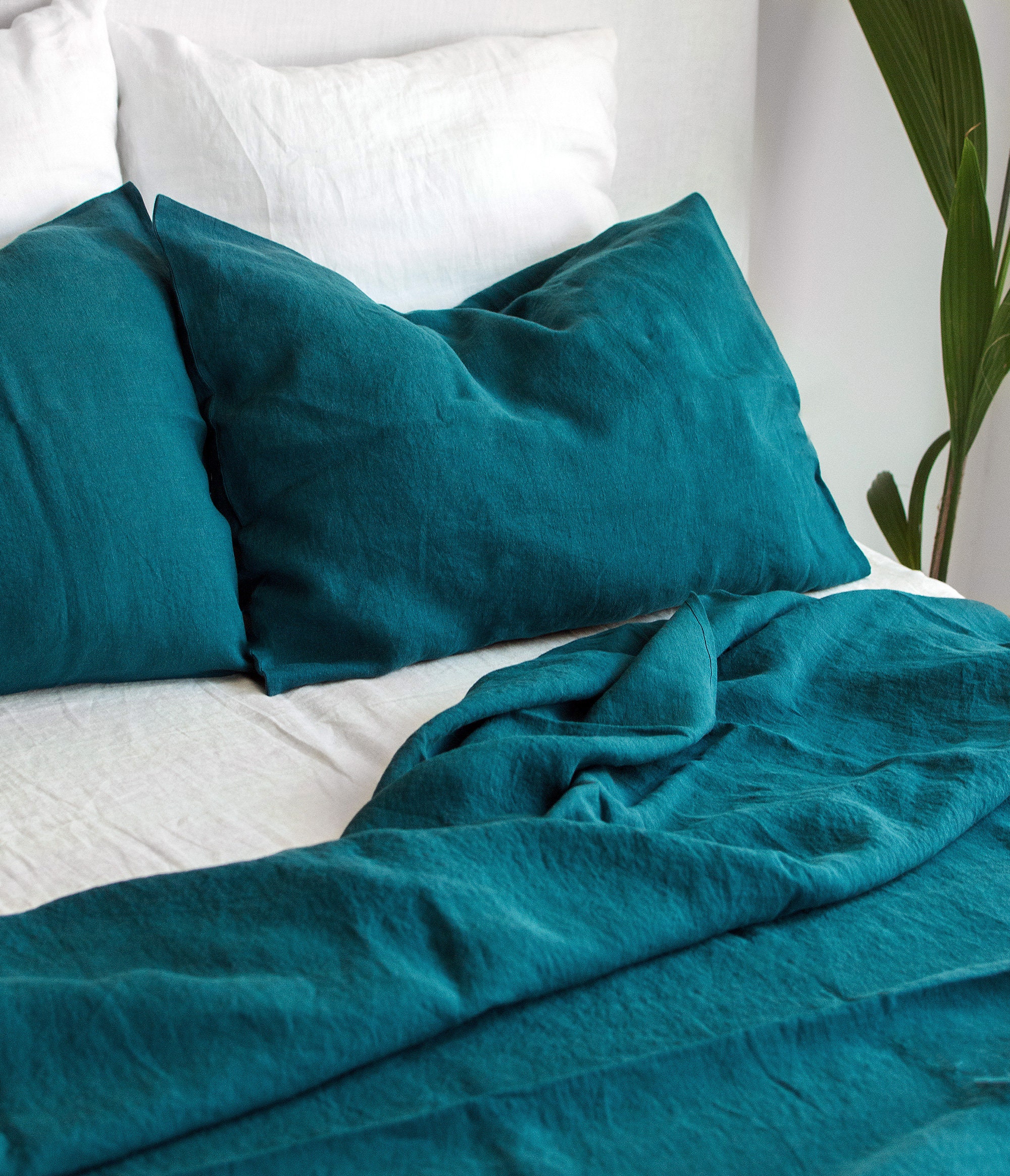 エメラルドブルーのリネンシーツセット - ボックスシーツ、フラット