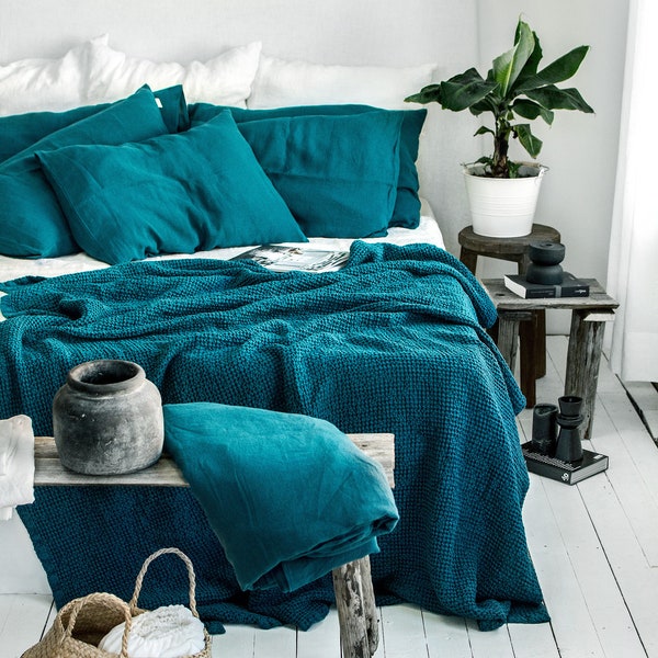 Waffeldecke in Smaragdblau. Extra weiche Waffeldecke. Leinen-Baumwollblaue Waffel Tagesdecke. Blau Türkis Farbe Waffel Decke