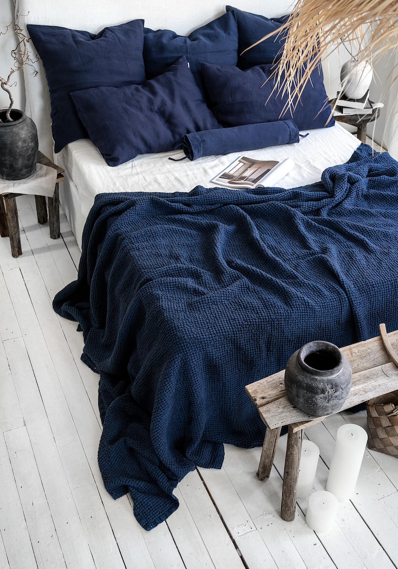 GrannetHome Waffle Coverlet