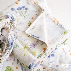 Flower Linen Flat Sheet. King, Queen, Full, Double, Twin, Single sizes. Premium stonewashed linen. Floral linen vintage top sheet