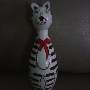 Vintage Cat wood stack able animals nick nak  7&quot; height X 21/2&quot; weight