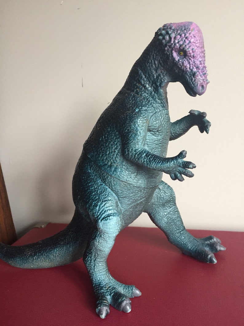 pachycephalosaurus dinosaur