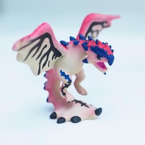 Rathalos Baby Monstie Huntie | Monsterjäger-Wildnis | Handbemalt