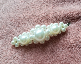 Pearl hair clip