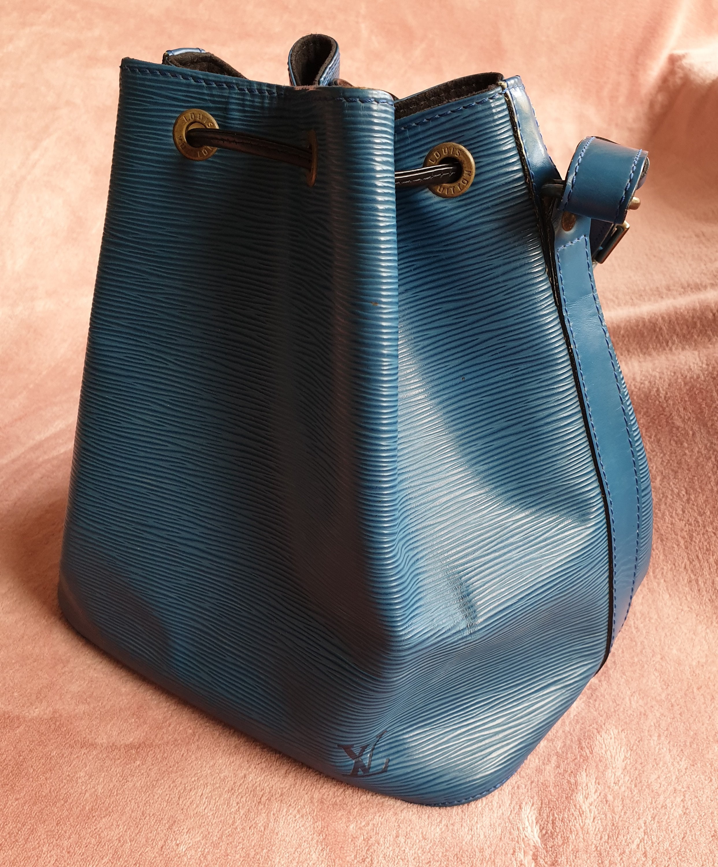 Louis Vuitton Vintage - Epi Petit Noe Bag - Blue - Leather and Epi