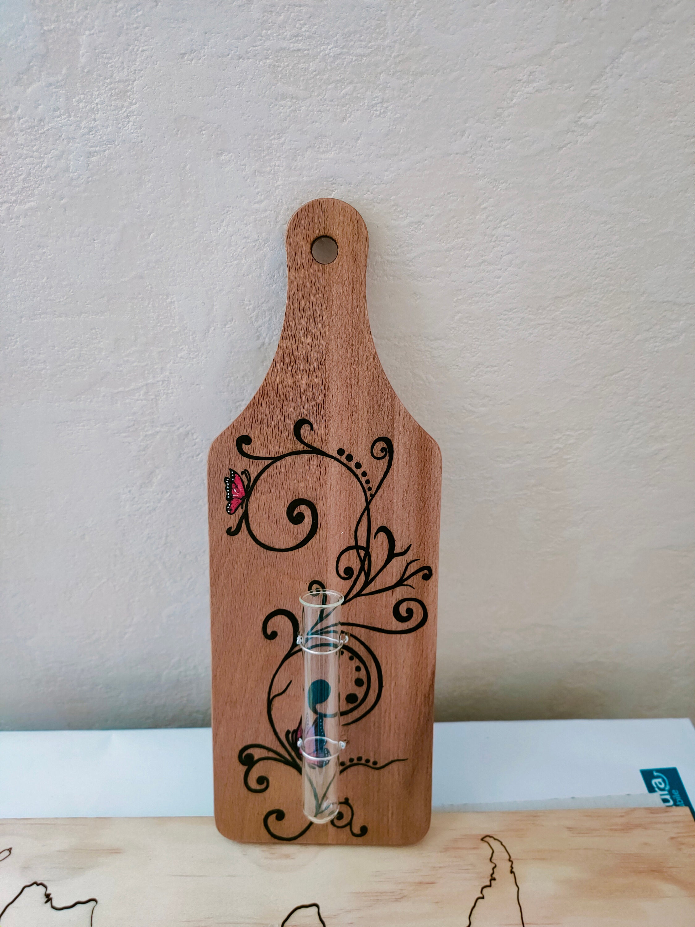 Planche Murale - avec Fleur Rouge Pour Fleur