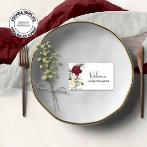 Sjabloon bewerkbare plaatskaarten, INSTANT DOWNLOAD, witte en rode bloemen bruiloft naamkaartjes, afdrukbare bordeauxrode zitkaart, opvouwbaar, W26