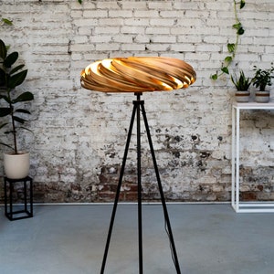 Designer floor lamp &#39;Veneria&#39; made of amber tree, handmade wooden floor lamp