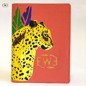 HANDBEMALTE Passhülle. Leder Reisepasshalter. Reise portemonnaie. Dokumentenportemonnaie. Personalisierte Reise