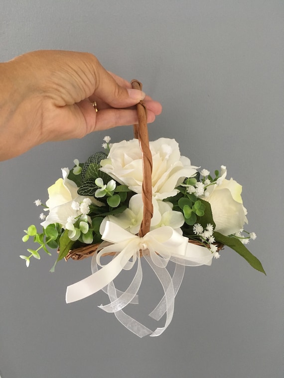 bridesmaid flower basket
