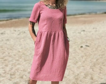 Midikleid aus doppelter Gaze. Locker geschnittenes Sommerkleid aus Musselin-Baumwolle