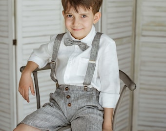 Jungen Leinen Shorts mit Hosenträgern + Fliege, Kleinkind Ring Bearer Shorts, Jungen Hochzeit Outfit, Kleinkinder Abendkleidung, Melange Graue Shorts