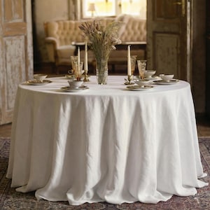 Mantel redondo de lino para bodas: mantel blanco hecho a mano para tartas, recepciones o bautizos.