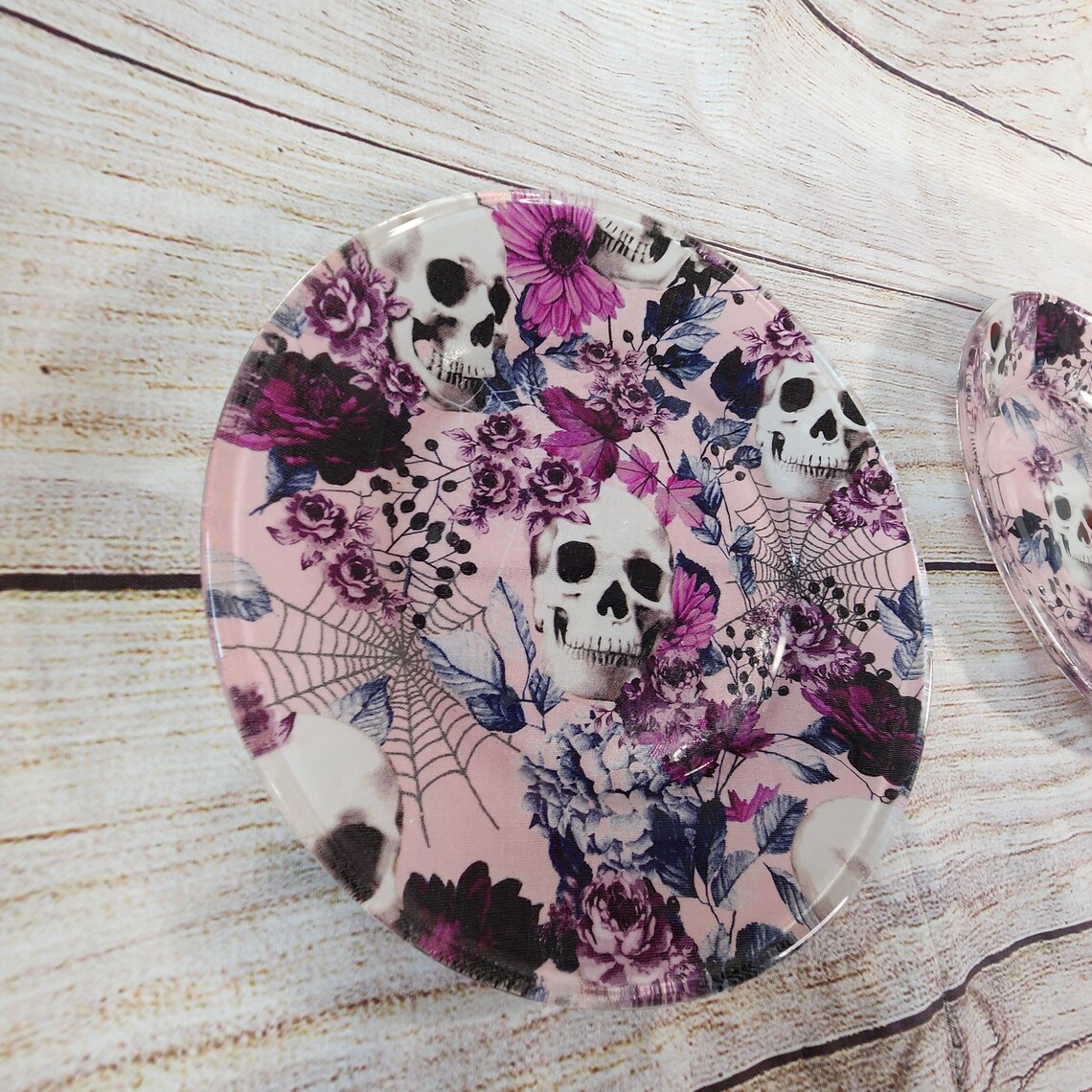 Skull and Roses Plates, Dishes With Skulls, Pastel Halloween, Pink ...
