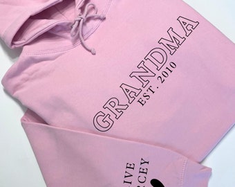 GRANDMA EST Hoodie - Personalised with Names on Sleeves, Custom Granny Hoody, Mothers Day gift for Gran, Birthday Gift, Petite and Plus Size