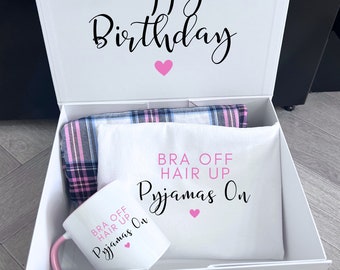 PYJAMA GIFT SET - Girls night - Gift for Bestie - Gift for Mum - Birthday Gift Set - Christmas Gift - Slogan Pyjamas - Funny Quote - Tartan