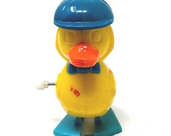 Vintage Wind Up Duck Toy Plastic Blue Hat Walking Mechanical Novelty Retro Play