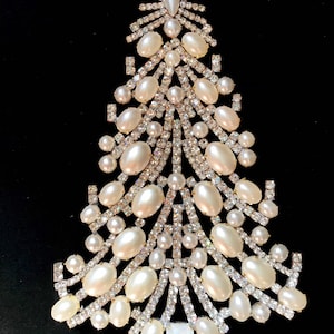 Czech vintage Xmas Christmas stand rhinestone bohemian glass estate jewelly stand up pearl art deco