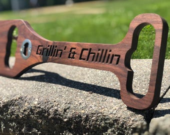 Personalized Wooden Grill Scraper with Bottle Opener: Engraved BBQ Tool