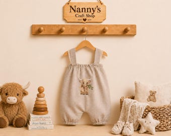 Baby girl clothes. Baby outfit. Highland cow. Baby clothes. Baby gift. Baby shower. Embroidered baby clothes