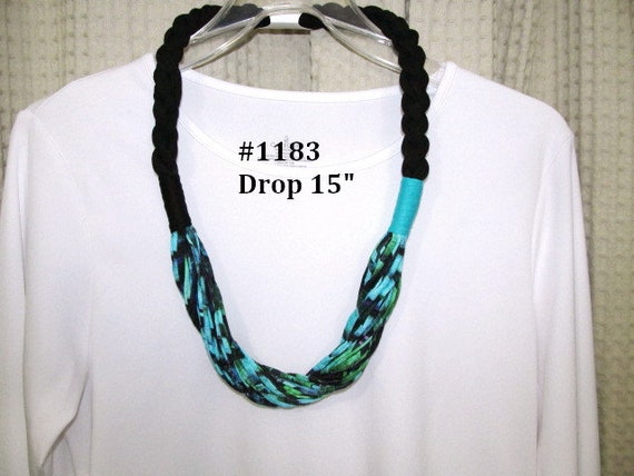 R1183 Unique Soft Lightweight Infinity Necklace
