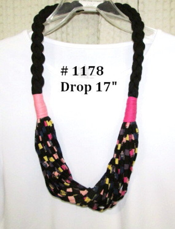 R1178 Unique Soft Lightweight Infinity Necklace
