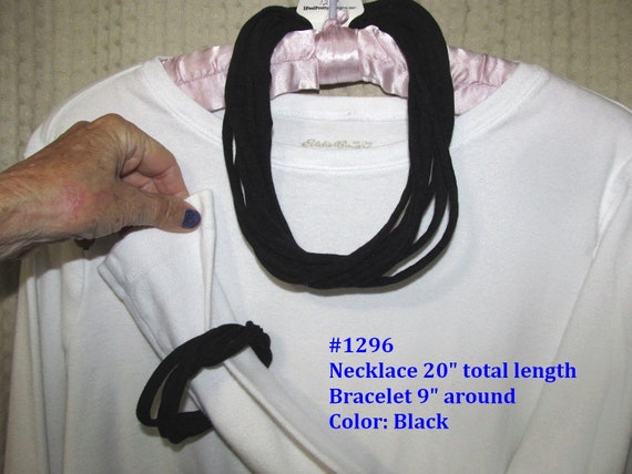 R1296 Fabric Choker T-Shirt Yarn Necklace + Bracelet Magnetic Clasp
