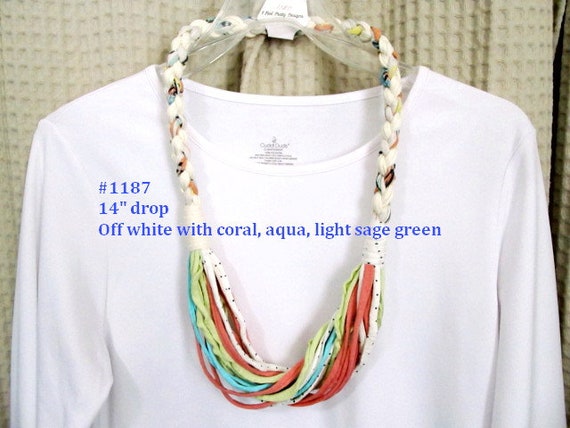 R1187 Unique Soft Lightweight Infinity Necklace