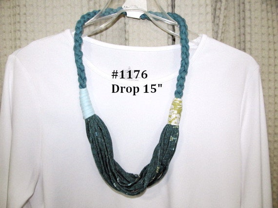 R1176 Unique Soft Lightweight Infinity Necklace
