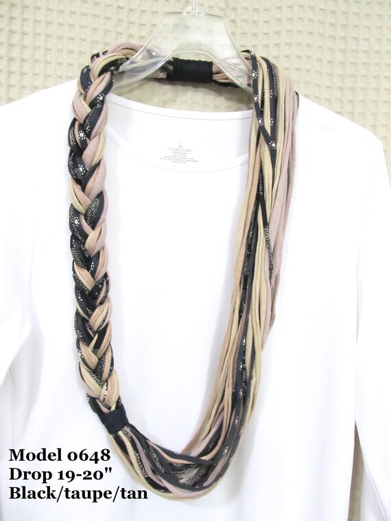 R0648 Half Braid Infinity Necklace T-Shirt Yarn Scarf