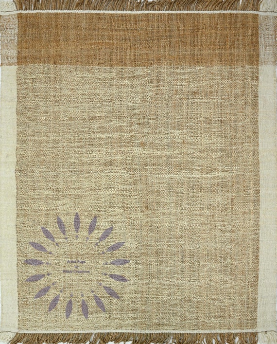 Contemporary Flatweave Rug Crafted from Jute and Wool - Featuring a Textured Design, Perfect for Living Room Décor