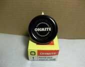 NOS Ohmite 5106 3.5 quot handwheel thumbwheel pointer knob, Bakelite Dakaware radio ham TV equipment testers meters geek prop mad scientist lab