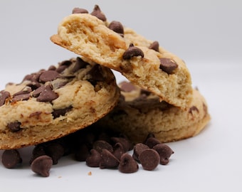 VEGAN Chocolate Chip Cookies