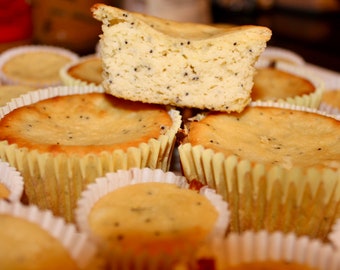 2G Net Carb Lemon Poppy Seed Muffins