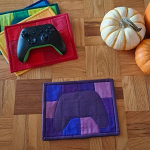Controller Rug | Psychic Type Controller Rug | Controller Holder | Controller Protector | Purple Controller Rug